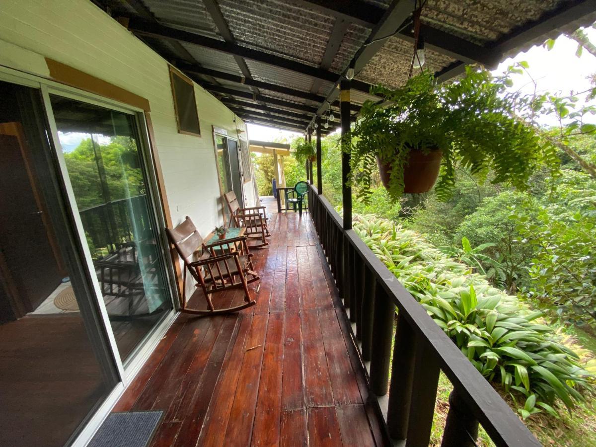 לינה וארוחת בוקר La Tigra  Birds & Breakfast Costa Rica מראה חיצוני תמונה