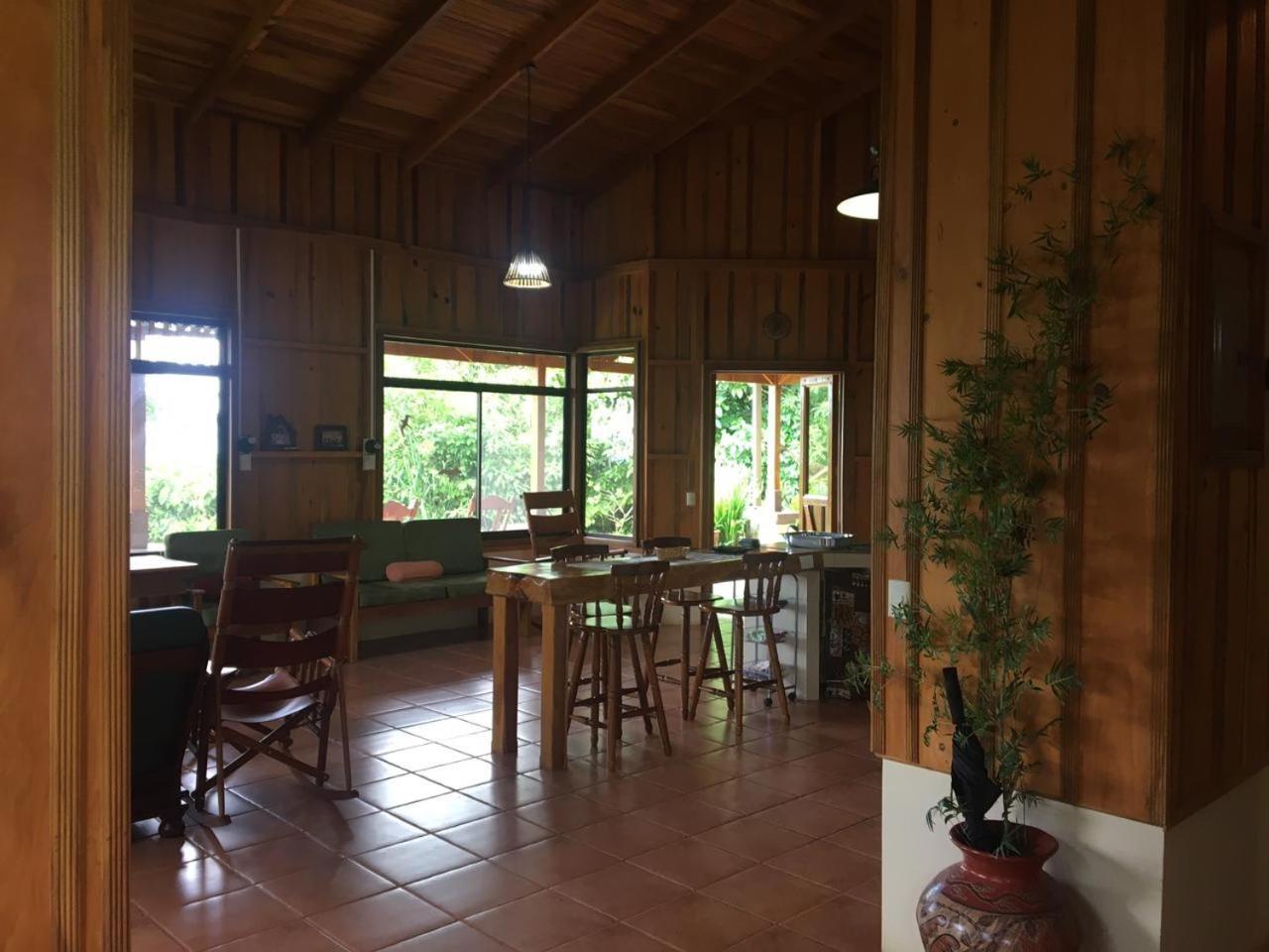לינה וארוחת בוקר La Tigra  Birds & Breakfast Costa Rica מראה חיצוני תמונה