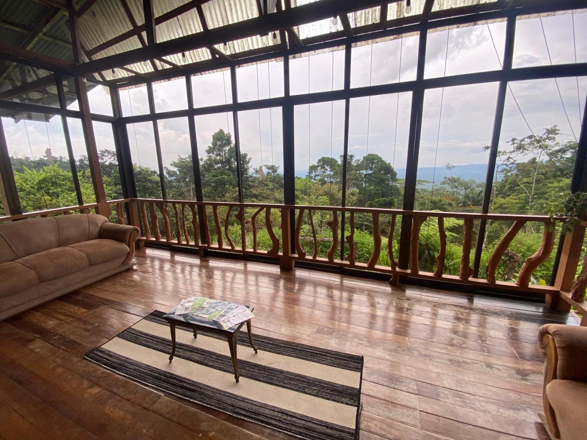 לינה וארוחת בוקר La Tigra  Birds & Breakfast Costa Rica מראה חיצוני תמונה