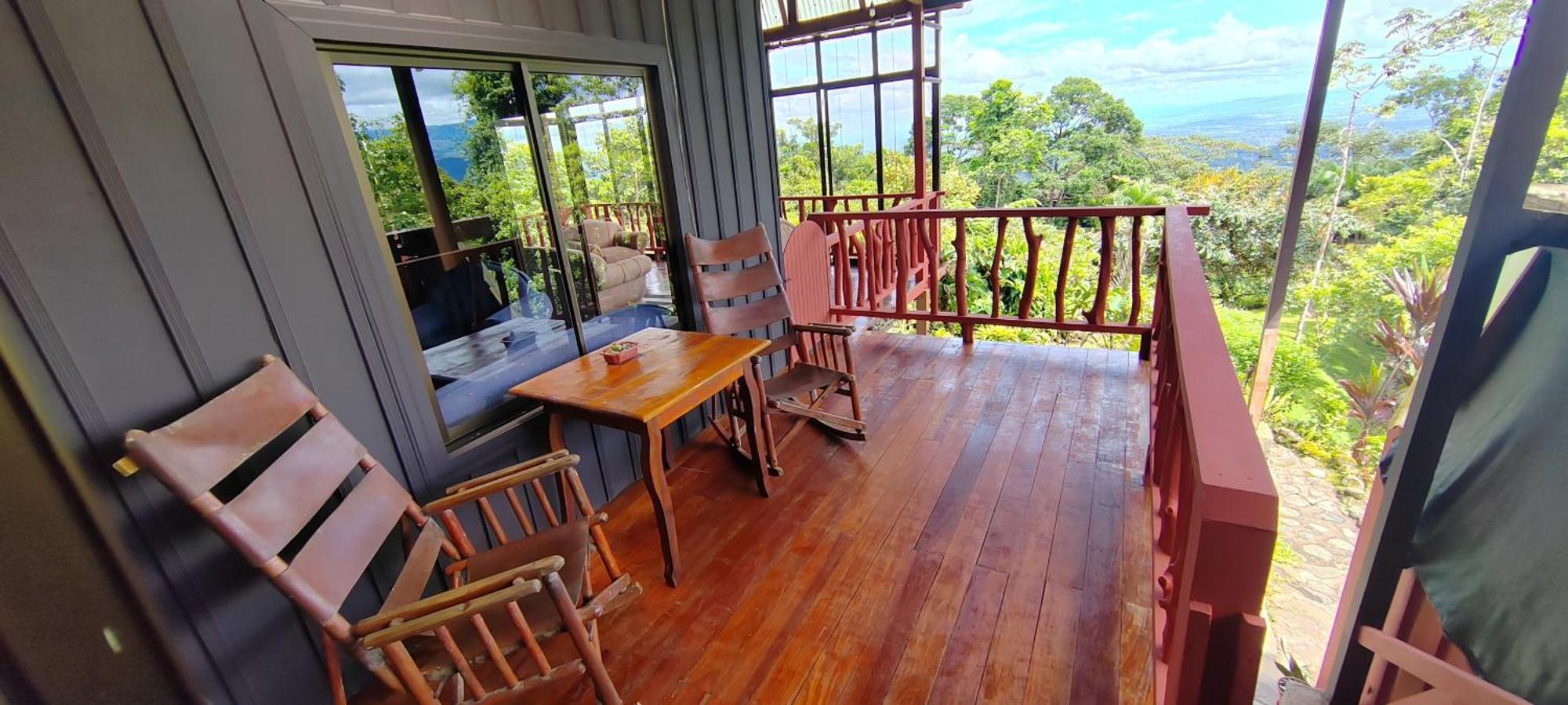 לינה וארוחת בוקר La Tigra  Birds & Breakfast Costa Rica מראה חיצוני תמונה